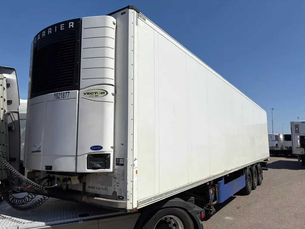 Schmitz Cargobull Vector 1850, Multi Dual Trennwand , 260 Disc