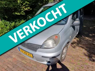 Toyota Yaris Verso 1.3-16V VVT-i Luna