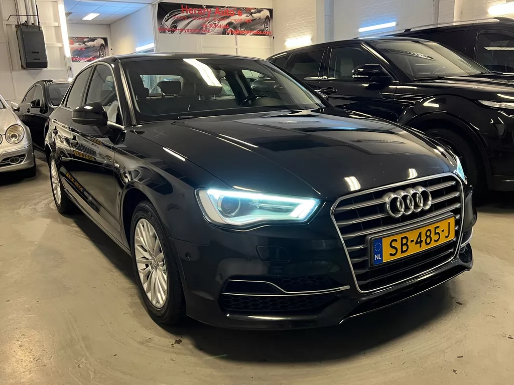 Audi A3 Limousine 2.0 TDI S-LINE NAVI LEDER