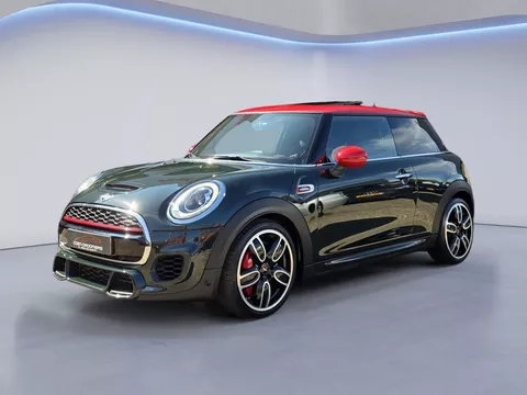 Mini Cooper 2.0 John Cooper Works /Apple Carplay/Panodak/Schaalstoelen/H&amp;K Audio/HUD/Stoelverw./Parkeersens.V+A/Navi/18''LMV/(MET GARANTIE*)