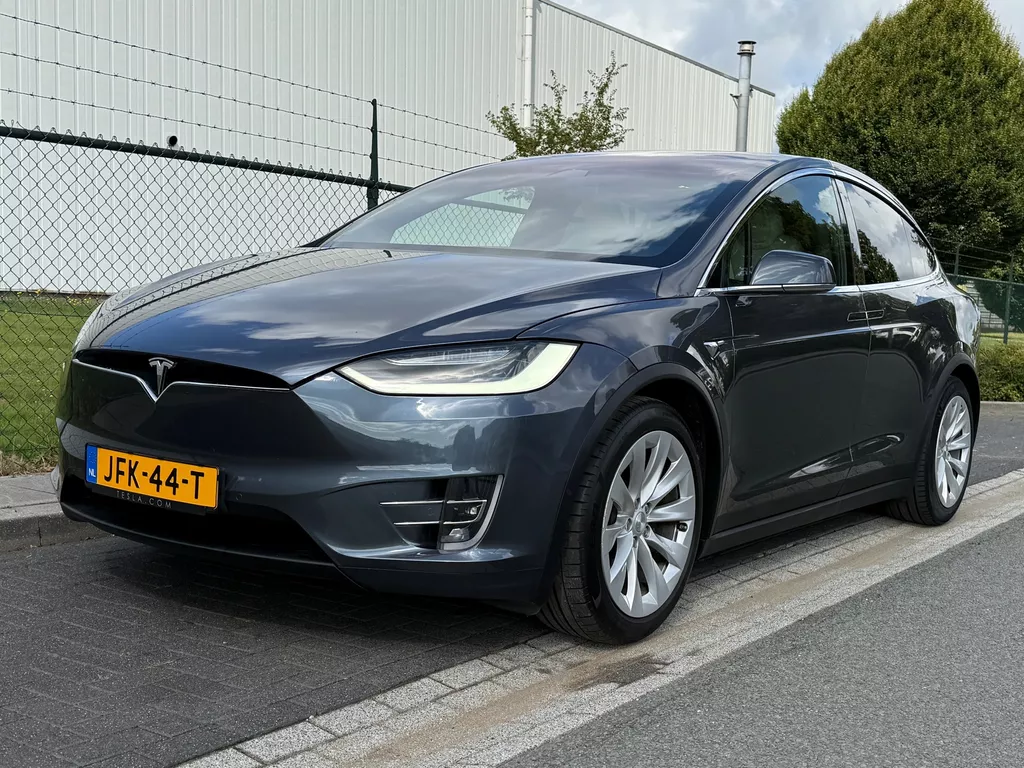 Tesla MODEL X Long Range Plus RAVEN 7p.