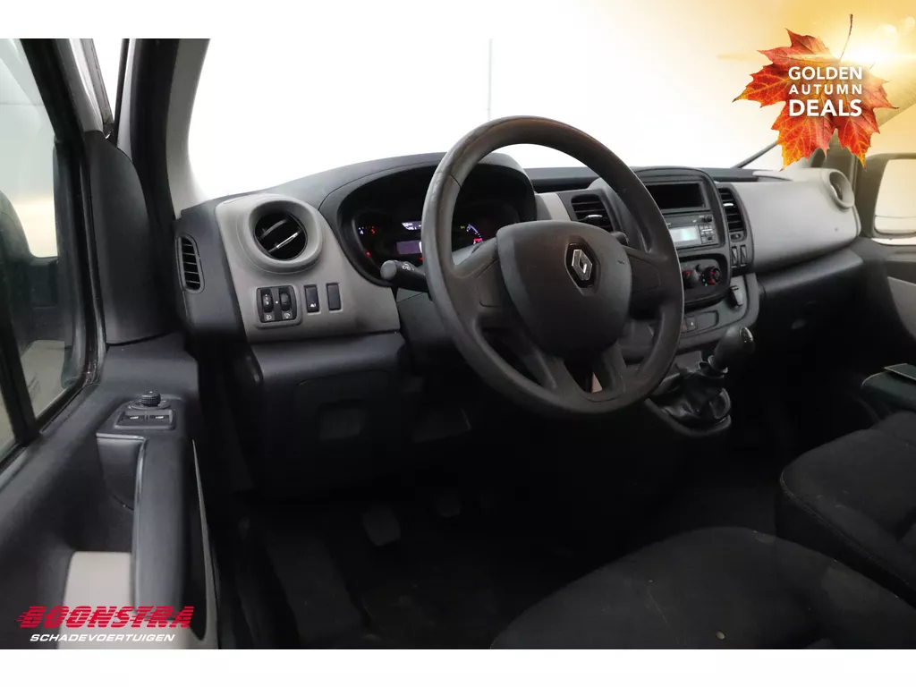 Renault Trafic Passenger 1.6 dCi Expression Energy 9-Pers. Airco Renault Trafic Passenger 1.6 dCi Expression Energy 9-Pers. Airco