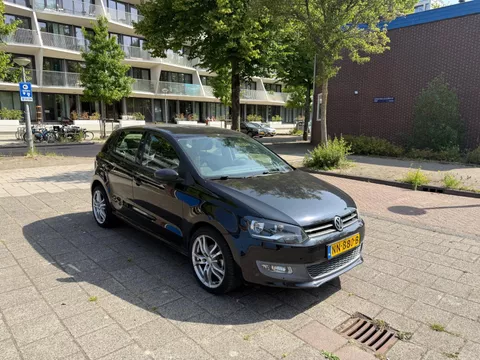 Volkswagen Polo 1.4-16V 5drs Highline NW APK Airco Black Magic