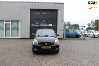 Kia Picanto 1.1 EX Sport