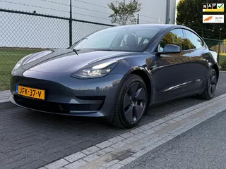 Tesla MODEL 3 Standard RWD Plus 60 kWh