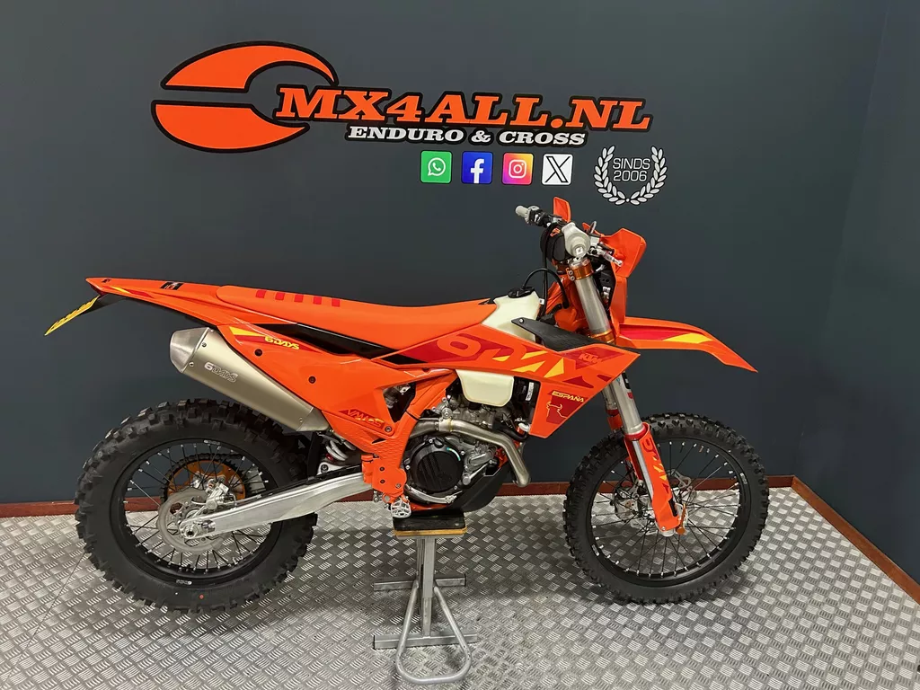 KTM 450 EXC F EXC Six Days Nieuw Akrapovic direct leverbaar NL Kenteken ! no 250 / 350 / 500 EXC