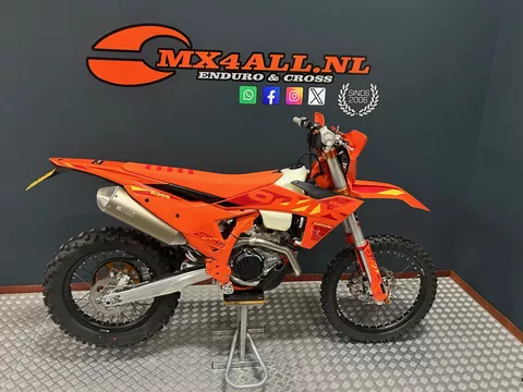 KTM 450 EXC F EXC Six Days Nieuw Akrapovic direct leverbaar NL Kenteken ! no 250 / 350 / 500 EXC