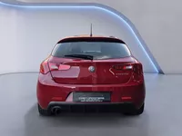 Alfa Romeo Giulietta 1.4 Turbo /Apple Carplay/Alcantara/Cruise Contr./Climate Contr./Sportonderst./Rijmodus/18''/(MET GARANTIE*) Foto