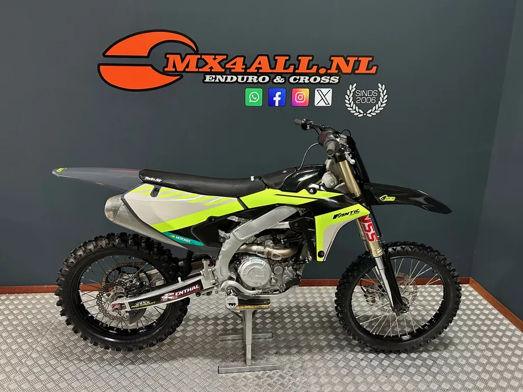 Yamaha Fantic XXF 450 2024 Black Edition / YSS Suspension