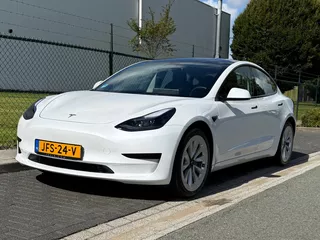 Tesla MODEL 3 Standard RWD Plus 60 kWh Enhanced Autopilot 19 inch