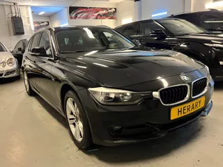 BMW 3-serie Touring 320d EfficientDynamics Edition Navi Leder