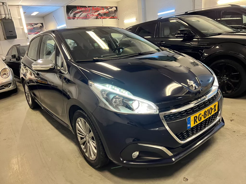 Peugeot 208 1.2 PureTech Executive Navi Bj-17 EURO-6