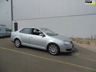 Volkswagen Jetta 1.6 Comfortline Business LPG G3 AUTOMAAT