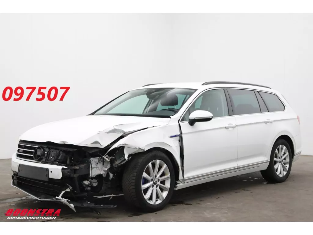 Volkswagen Passat Variant 1.4 TSI PHEV GTE LED ACC Virtual LRHZ SHZ AHK