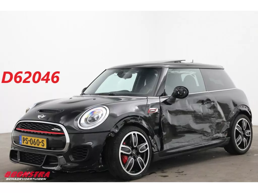 MINI Cooper John Works 2.0 232 PK Pano HUD Navi Clima Cruise Camera SHZ