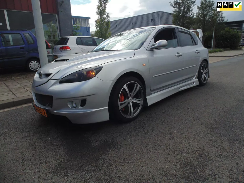 Mazda 3 2.0 CiTD Executive MET NAVI LEDER SPORT 2011