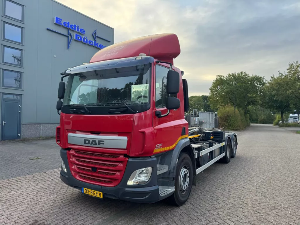 DAF 400 CF EURO 6 6X2 HOOKARM HIAB 26 TON