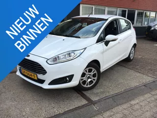 Ford Fiesta 1.5 TDCi Titanium Lease Bluetooth | Climate Controle | Cruise Controle | Radio/CD Navigatie | USB | Parkeer sensoren | Nette en goed rijdende auto met onderhouds historie |