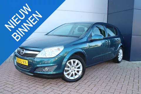 Opel Astra 1.6 Temptation Automaat Airco met nieuwe APK Prima onderhouden