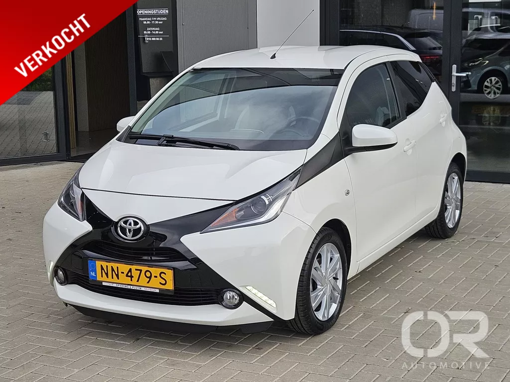 Toyota Aygo 1.0 VVT-i x-sport Automaat Navi Cam NL-auto NAP