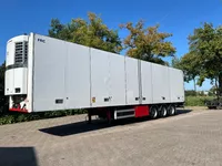 Närko Sideloader Thermo King 400 Foto