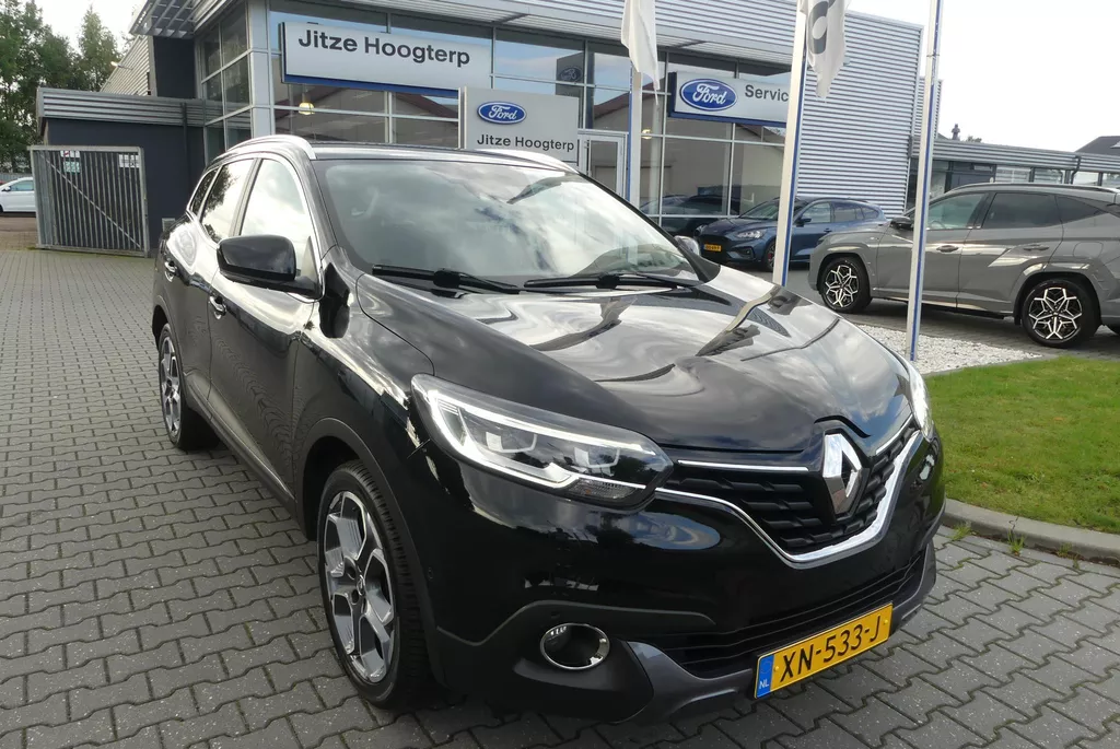 Renault Kadjar 1.2 TCe Bose CRUISE, CLIMA, STOELVERWARMING, TREKHAAK AFNEEMBAAR (1.500KG), LEER, NAVI, 101.467KM