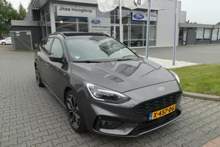 Ford Focus Wagon 1.5 EcoBoost ST Line X Business 182PK, PANO, NAVI, ADAPTIVE CRUISE, CLIMA, WINTER PACK, TREKHAAK AFNEEMBAAR (1.500KG), ELEKT. STOELEN /ACHTERKLEP, 74.937KM