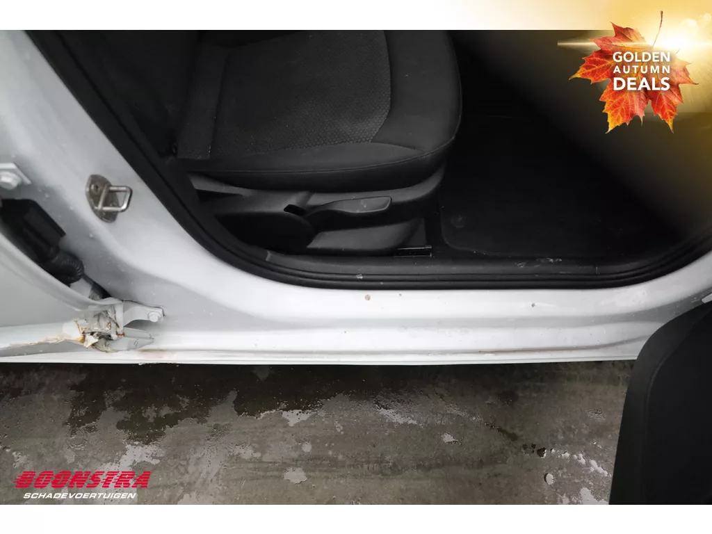 Audi A1 Sportback 1.0 TFSI Navi Airco Cruise PDC 120.448 km! Audi A1 Sportback 1.0 TFSI Navi Airco Cruise PDC 120.448 km!