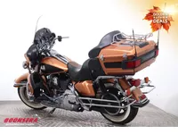 Harley-Davidson Electra Glide FLHTCU Ultra Classic ABS Radio Cruise 16.105 Mijl! Foto