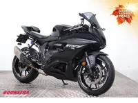 Yamaha R7 ABS LED Akrapovic Foto