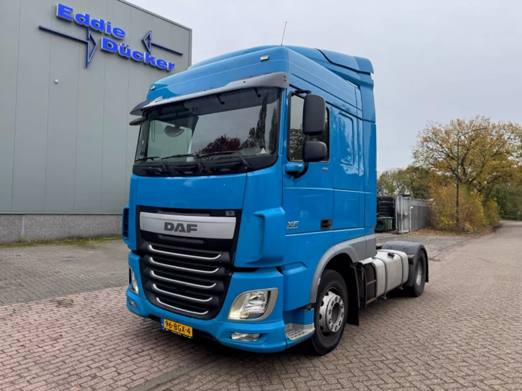 DAF XF 410 EURO 6 SPACE CAB DAF XF 410 EURO 6 SPACE CAB