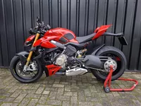 Ducati Streetfighter V4s MY 2024 Foto