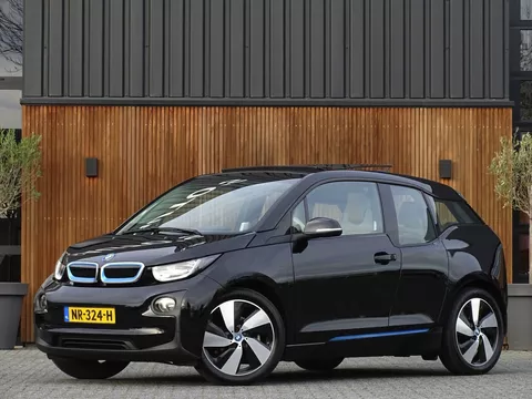 BMW i3 94Ah 170PK 33kWh / High Executive / Harman Kardon / LED *NAP*