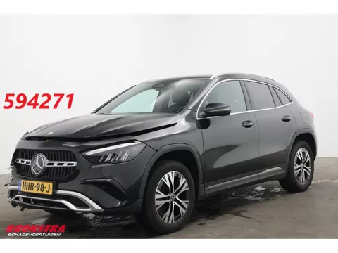 Mercedes-Benz GLA 250 e Star Edition LED ACC Navi Clima Camera SHZ 19.826 km!