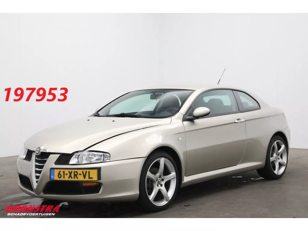 Alfa Romeo GT 2.0 JTS Distinctive Bose Leder Clima Cruise 67.557 km!