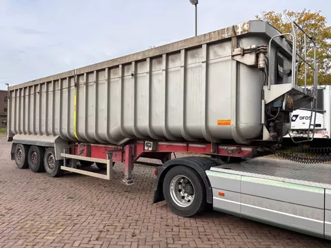 ATM WILCOX  1070x245x 211 =55 m3  /back side tipper/disc-brakes,/weight system/Tarpaulin