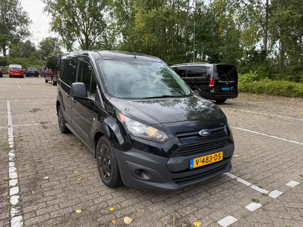Ford Transit Connect 1.5 TDCI Black Edition Euro 6 Airco Cruise