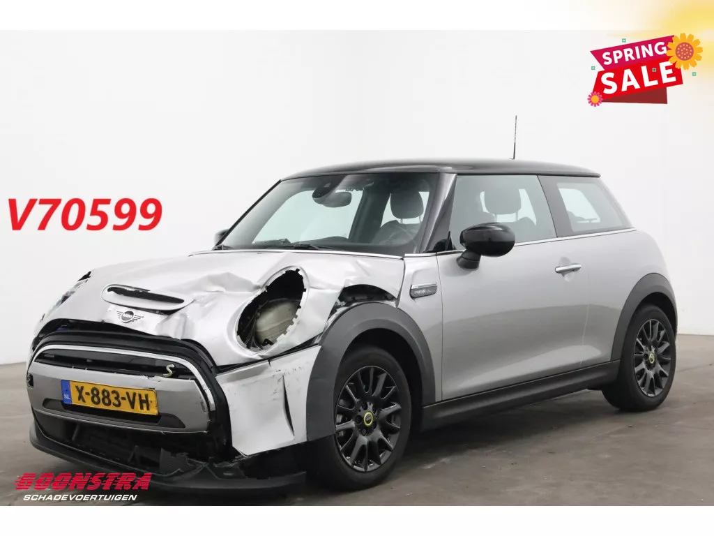 MINI Electric Cooper SE Camden Edition 33 kWh LED Navi Clima Cruise SHZ PDC