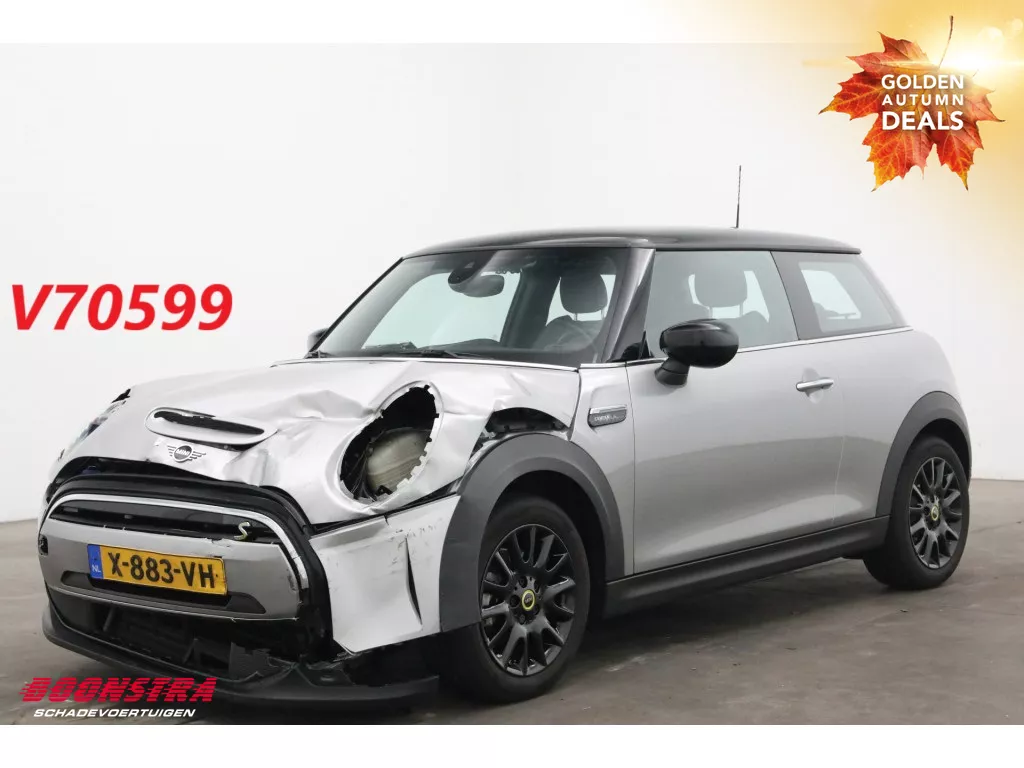 MINI Electric Cooper SE Camden Edition 33 kWh LED Navi Clima Cruise SHZ PDC MINI Electric Cooper SE Camden Edition 33 kWh LED Navi Clima Cruise SHZ PDC