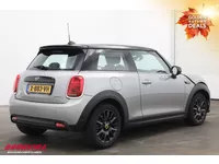 MINI Electric Cooper SE Camden Edition 33 kWh LED Navi Clima Cruise SHZ PDC Foto