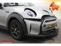 MINI Electric Cooper SE Camden Edition 33 kWh LED Navi Clima Cruise SHZ PDC Foto