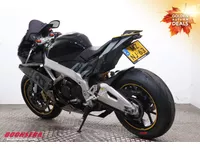 Aprilia RSV4 R Austin Racing Foto
