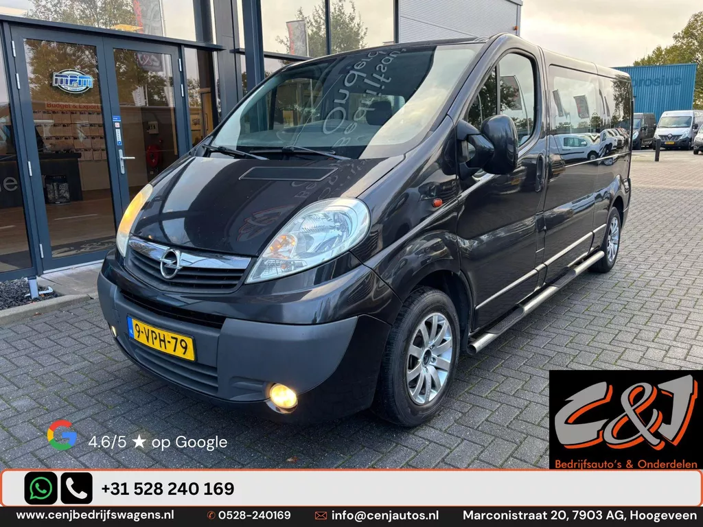 Opel Vivaro 2.5 CDTI L2H1 DC airco leer cruise Opel Vivaro 2.5 CDTI L2H1 DC airco leer cruise