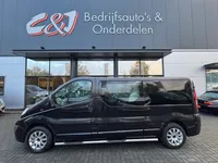 Opel Vivaro 2.5 CDTI L2H1 DC airco leer cruise Foto