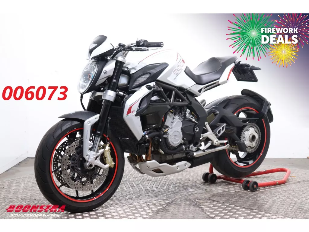 MV Agusta Brutale Dragster 800 ABS Lap Timer Quickshift 19.101 km!