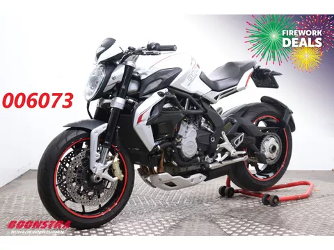 MV Agusta Brutale Dragster 800 ABS Lap Timer Quickshift 19.101 km!