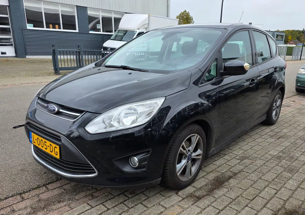 Ford C-Max 1.0 Edition Plus MOTOR DEFECT - SLAAT NIET AAN Ford C-Max 1.0 Edition Plus MOTOR DEFECT - SLAAT NIET AAN
