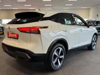 Nissan Qashqai 1.3 MHEV Xtronic TEKNA GROOT NAVI/CAMERA, PANORAMA, CRUISE Foto