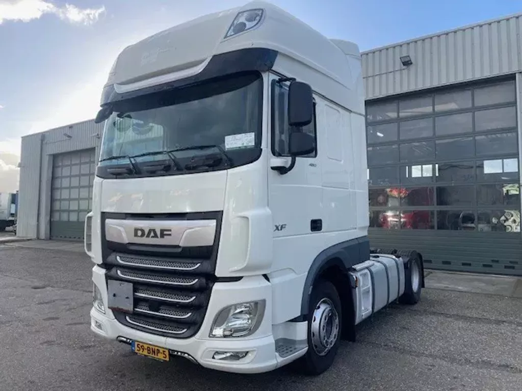 DAF XF480 GEN 2 tacho Superspacecab,520.407 km !! /NL truck/ MX retarder/Top