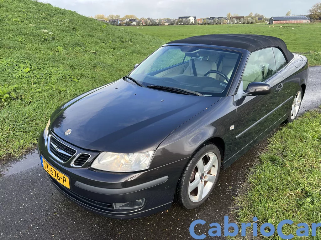 Saab 9-3 Cabrio 1.8t Vector Youngtimer Saab 9-3 Cabrio 1.8t Vector Youngtimer